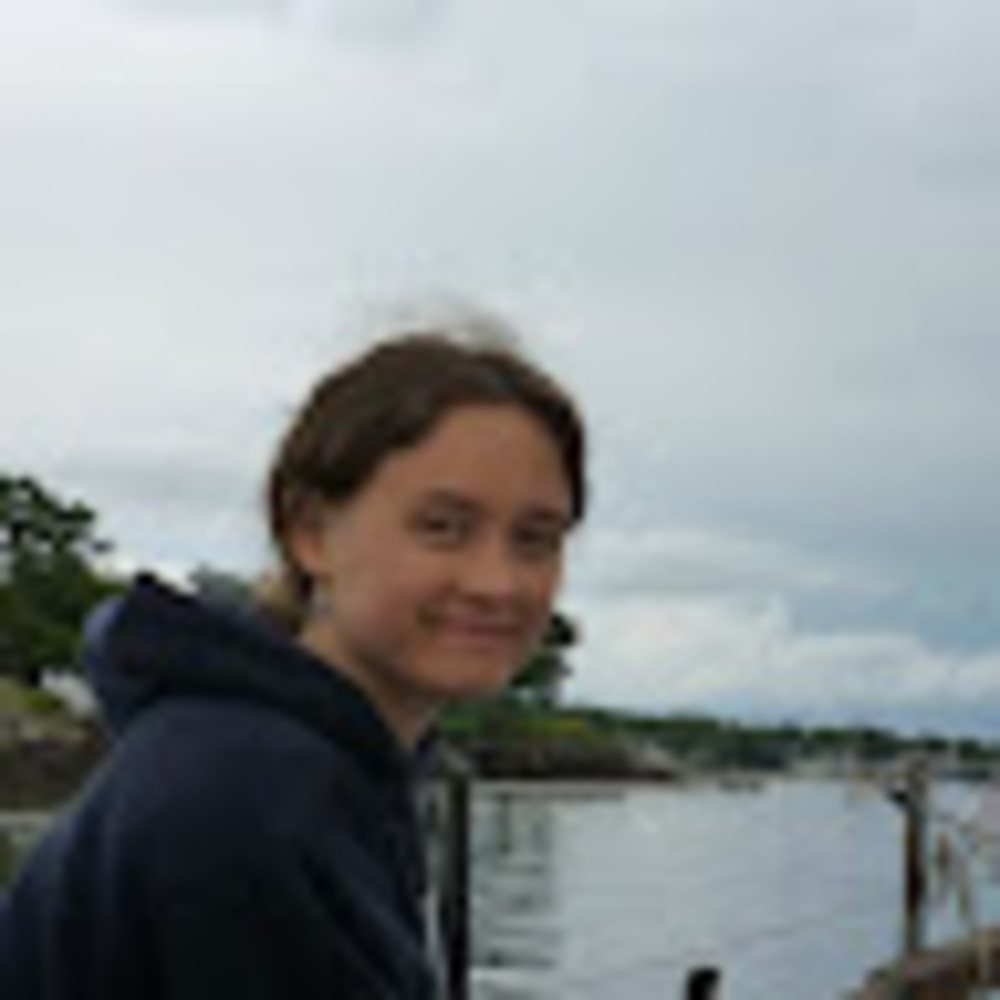 Meet your Posher, Abigail